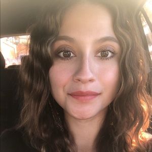 Meet your Posher, Gina